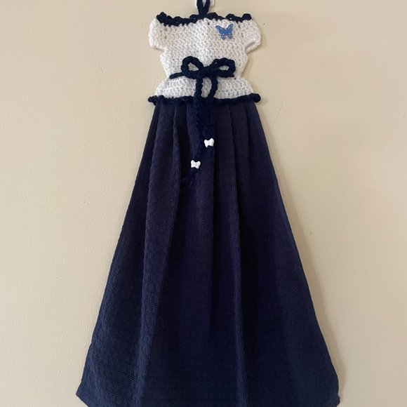 Crochet DressTea Towel, Crochet Dish or Hand Hanging Towel - Picture 5 of 9